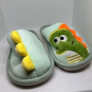 Kids Dinosaur Plush Slippers - Green and Yellow